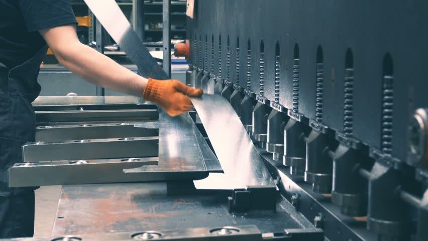 Применение гильотинных ножей в разных отраслях промышленности